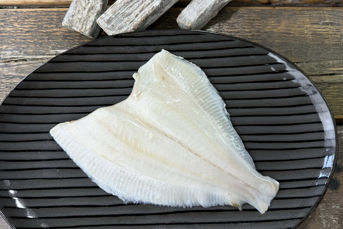 Tiefgefrorenes Schollenfilet mit weißer Haut online kaufen Tiefgefrorenes Schollenfilet mit weißer Haut online kaufen
