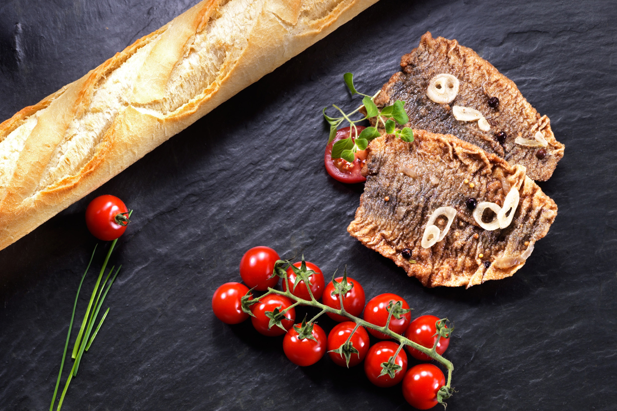 8300_A5_quer_Bratheringsfilets_1200x800CwsJGQAiySFn6 Emder Bratheringsfilets