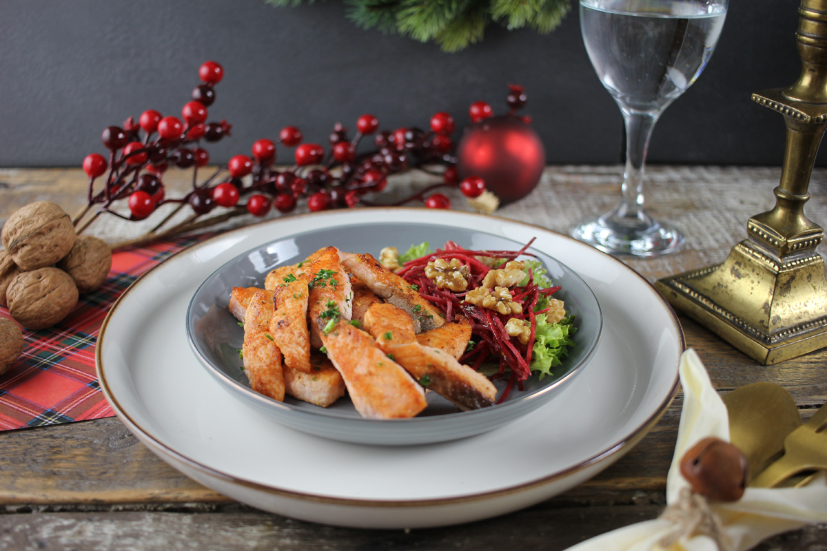 Lachsgyros mjit Roete Beete Wintersalat Lachsgyros mjit Roete Beete Wintersalat
