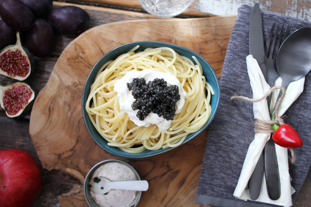 AKI Beluga di Veneto Caviar auf Nudeln