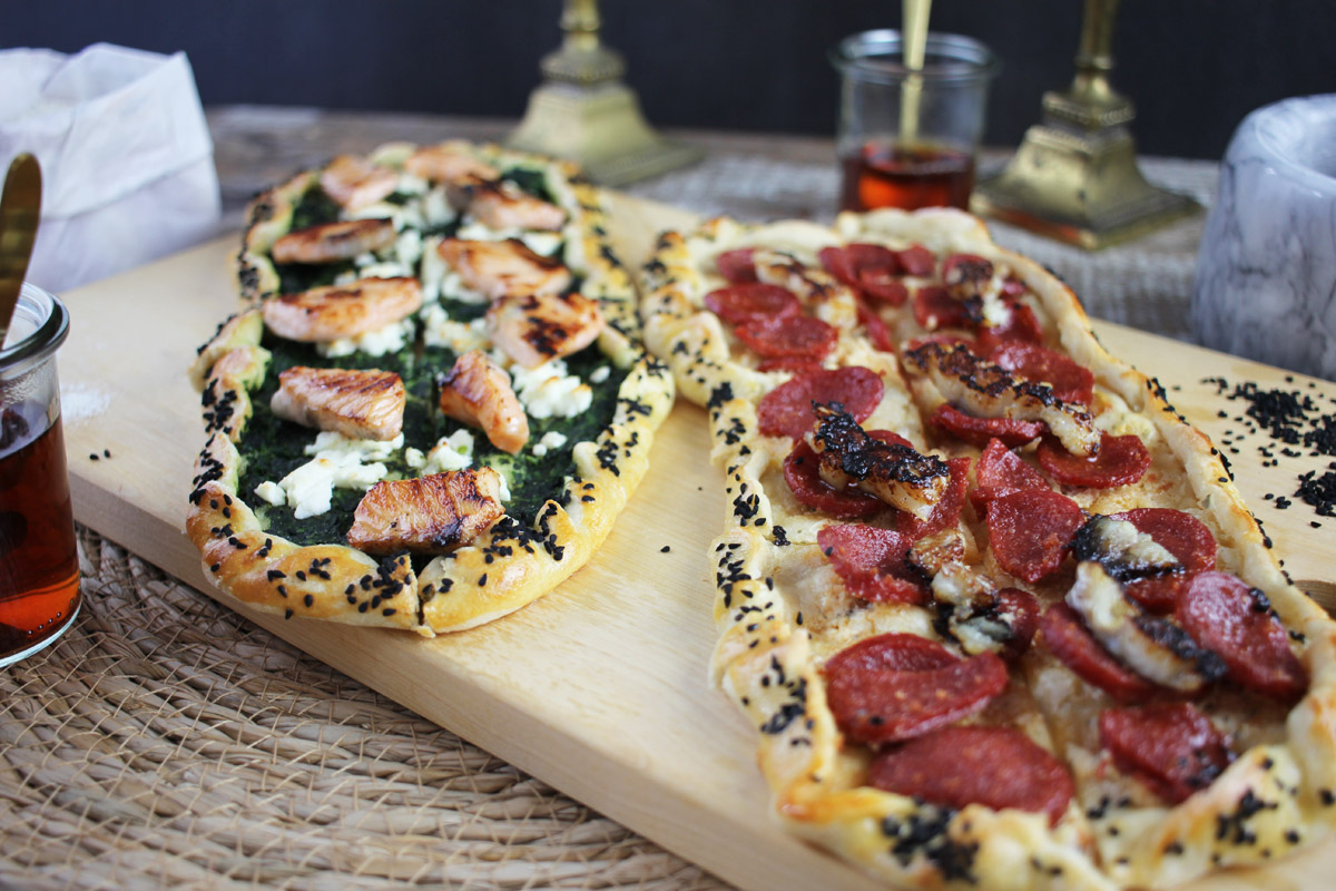Pide mit Lachs und Kabeljau Pide mit Lachs und Kabeljau