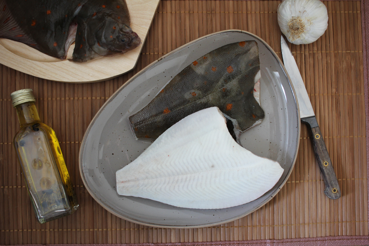 Maischolle fangfrisch - küchenfertig Maischolle fangfrisch - küchenfertig