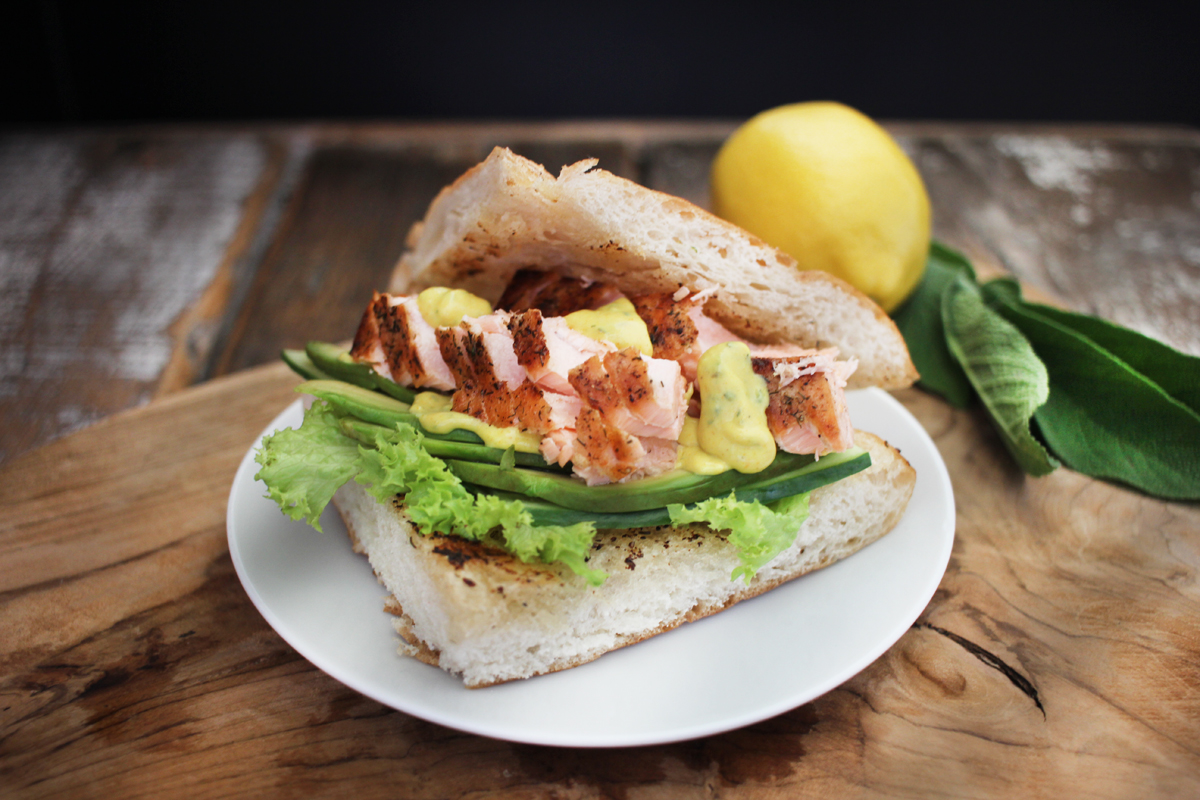 Döner mit Lachs vom Grill Döner mit Lachs vom Grill