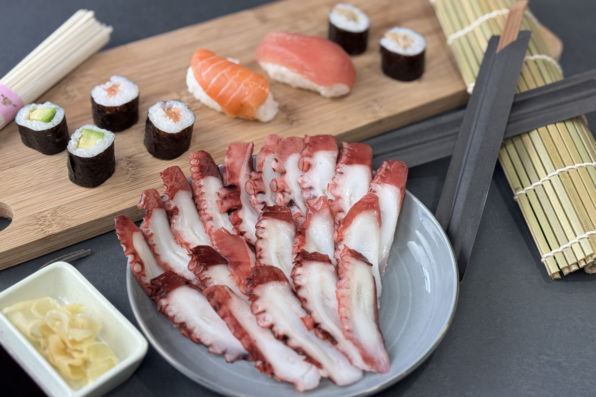Oktopus Scheiben gekocht - für Sushi