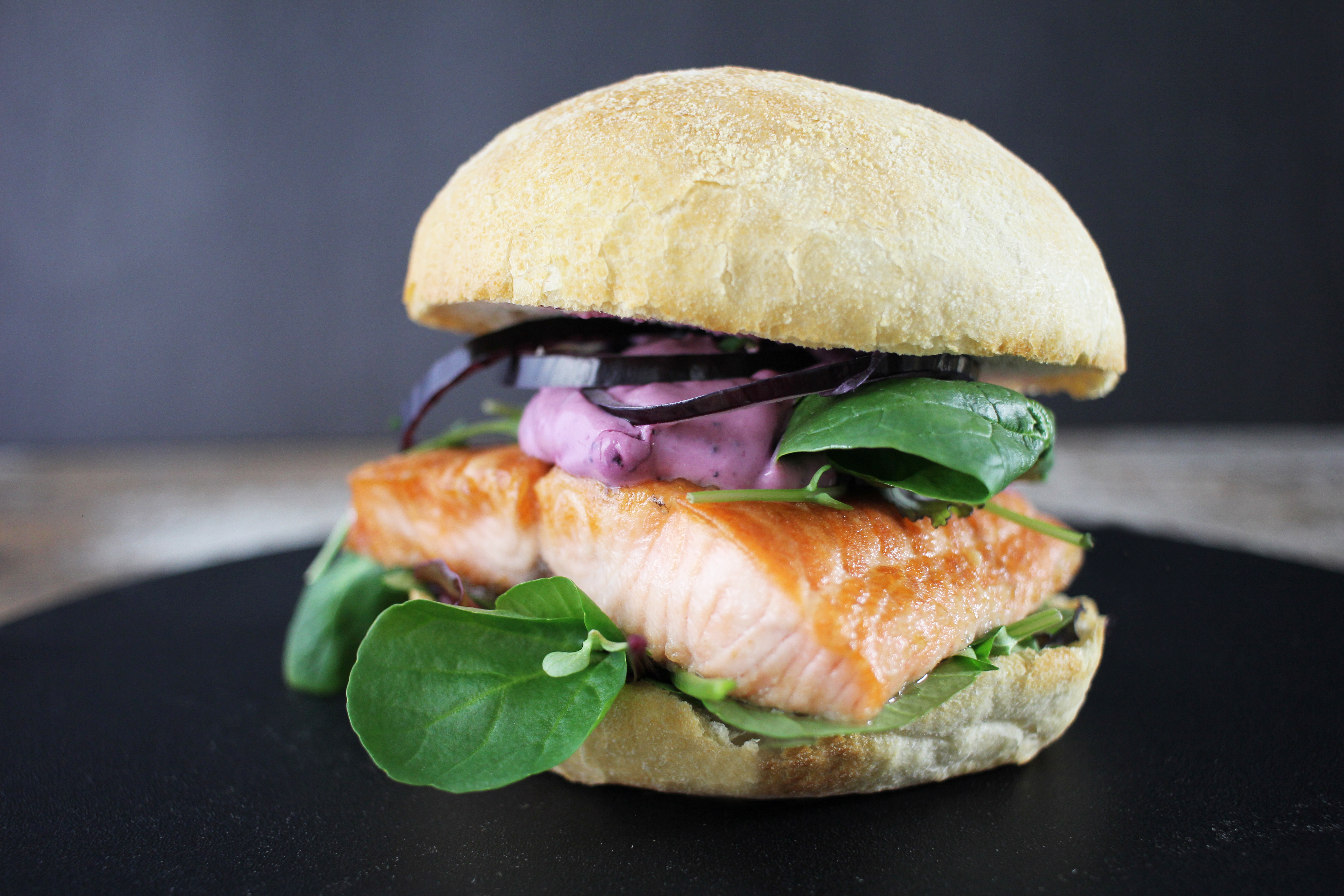 Lachsfilet Burger Lachsfilet Burger