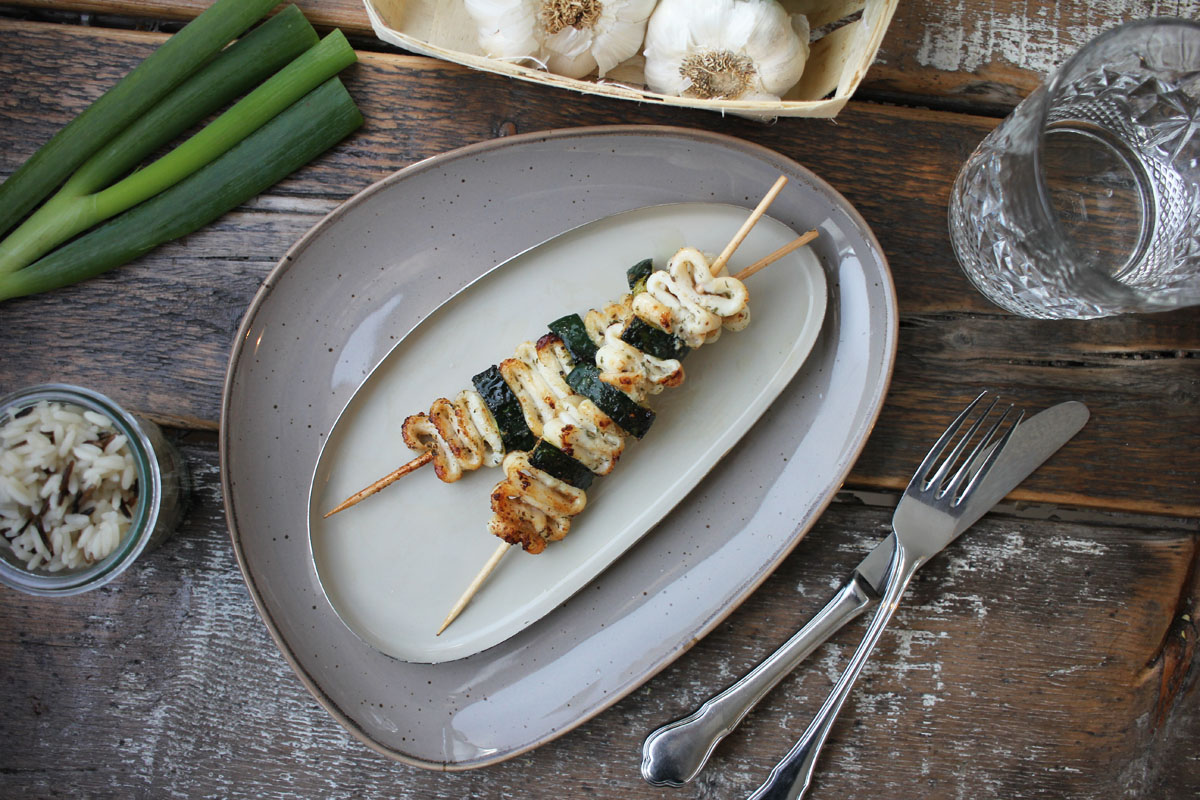 Tintenfisch-Zucchini-Grillspieße Tintenfisch-Zucchini-Grillspieße