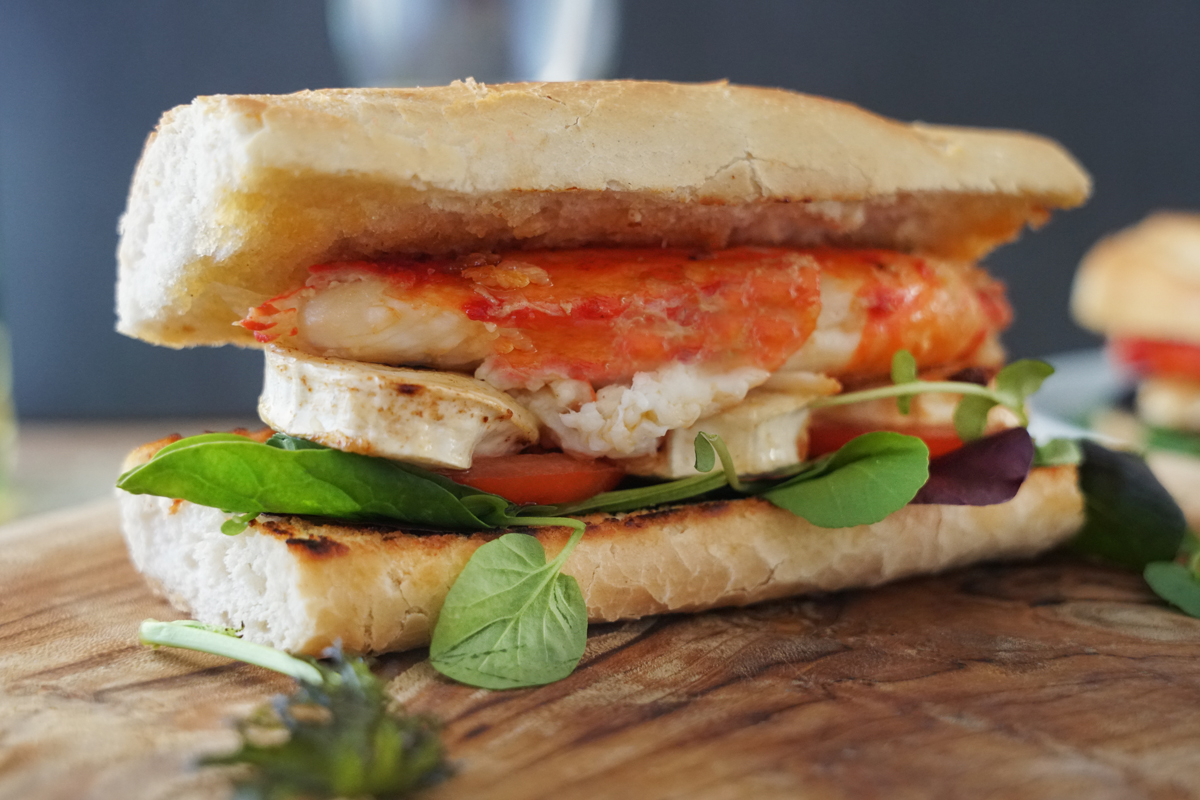 Sandwich mit Königskrabbe vom Grill 2 Sandwich mit Königskrabbe vom Grill 2