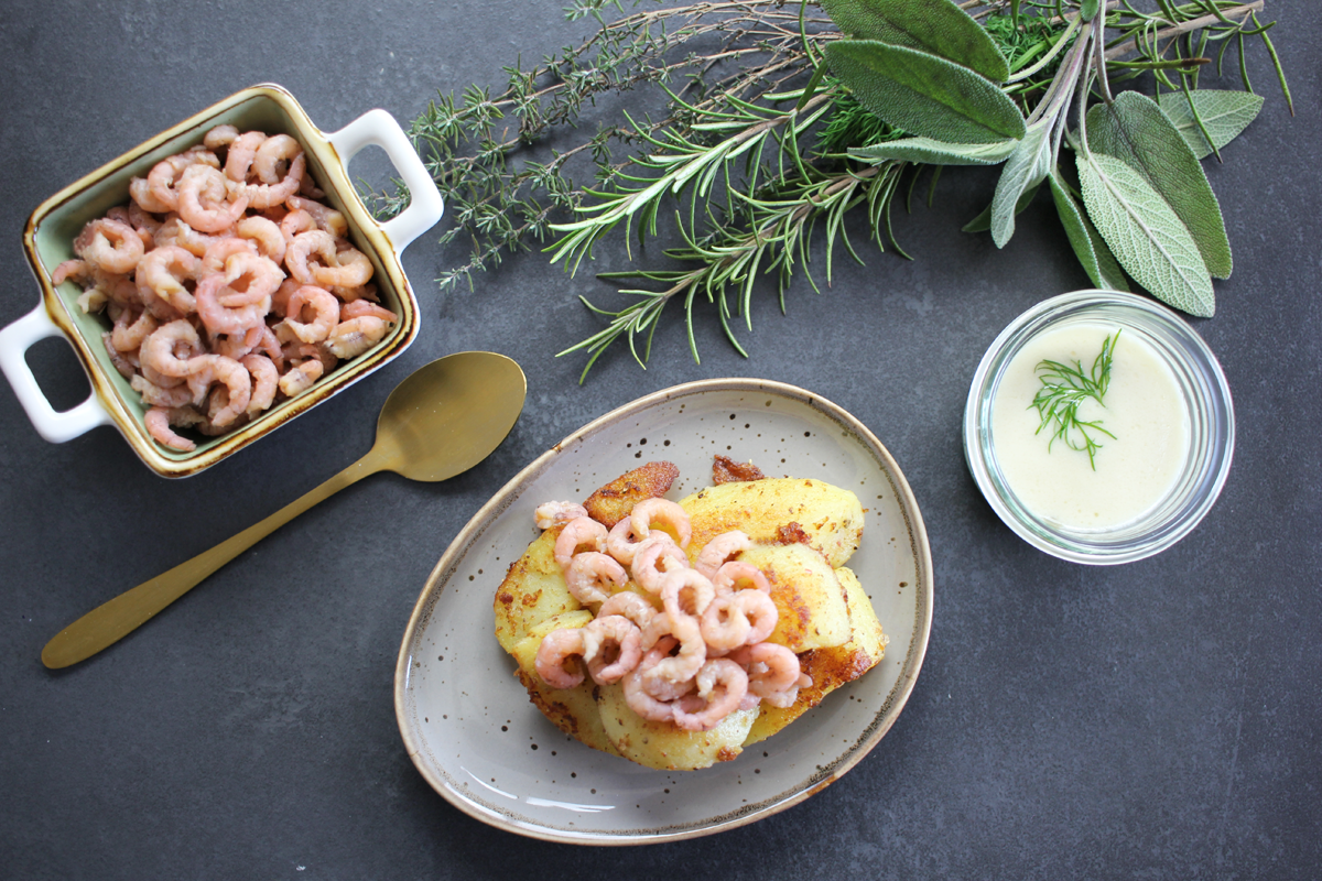 Nordseekrabben auf Bratkartoffeln Rezept