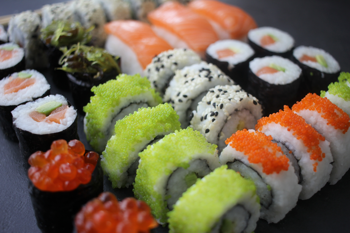 Sushi mit Tobikko Caviar